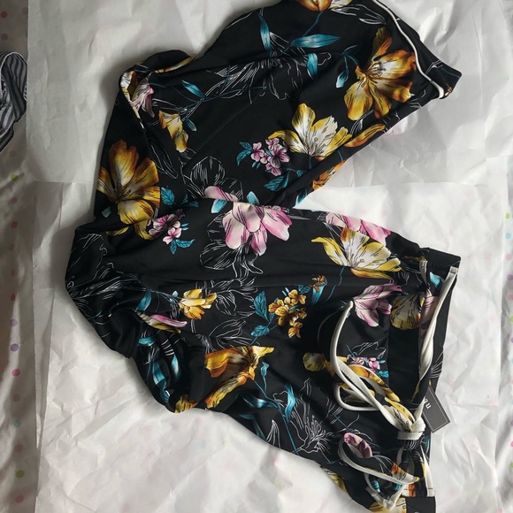 Black Pants - Picture 2 of 3